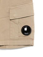 Shorts con applicazione Lens per bambino C.P. Company Kids beige con zip nascosta CMQ005LRC05 20262 C.P.COMPANY KIDS 