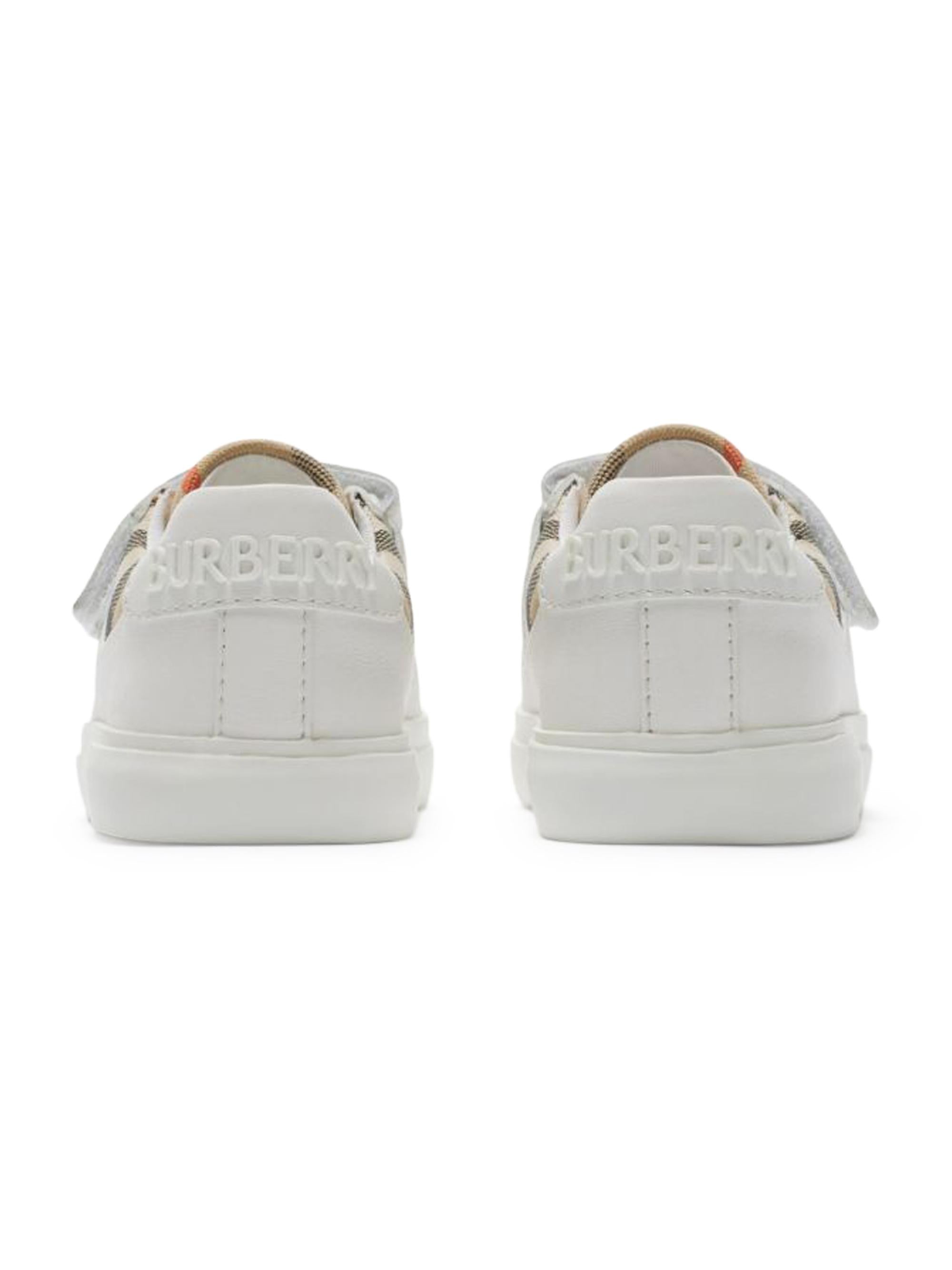 Sneakers per neonati Burberry Kids bianco con chiusura a strappo 8095821 B9368 BURBERRY KIDS 