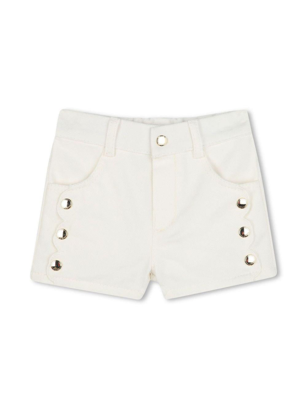 Shorts denim con bordo a smerlo per neonato Chloè Kids bianco con passanti C20530 117 CHLOE' KIDS 