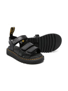 Sandali Claire per bambina Dr. Martens Kids neri con punta smussata aperta 26675001 KLAIRE Dr martens kids 