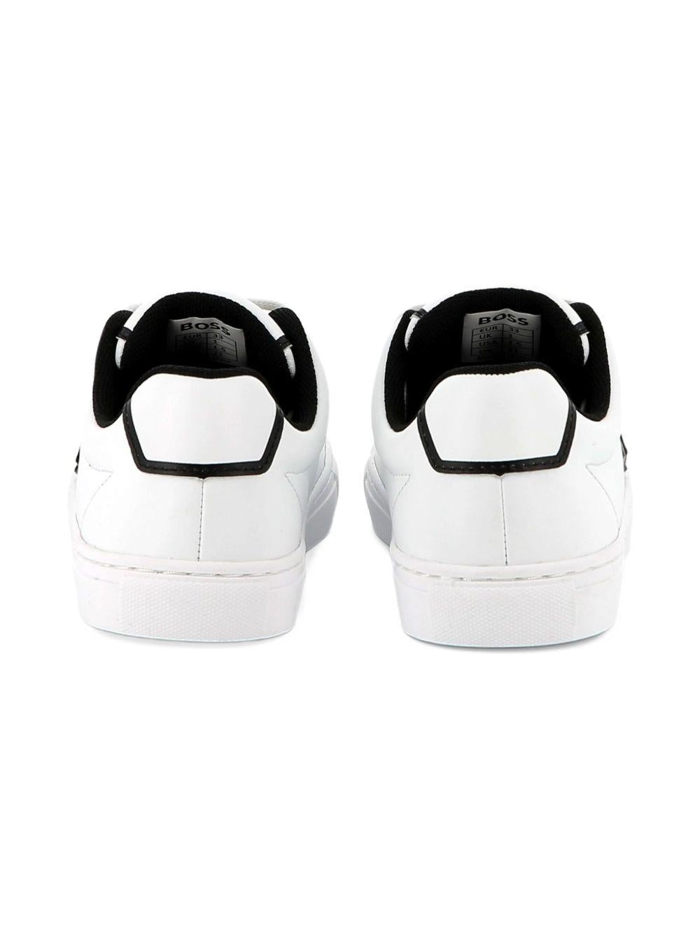 Sneakers per bambino BOSS Kids bianche con dettaglio con placca con logo J52554 10P BOSS KIDS 