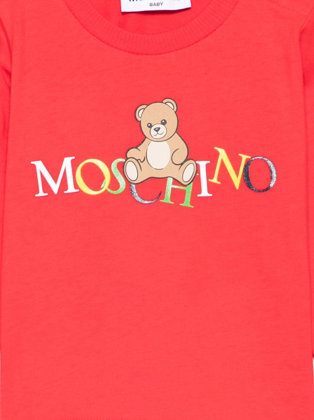 T-shirt per neonati Moschino Kids rosso con stampa logo MWO00RLAA10 50109 MOSCHINO KIDS 