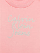 T-shirt con stampa per neonata Calvin Klein Kids rosa con orlo dritto IN0IN00261 VAZ CALVIN KLEIN KIDS 