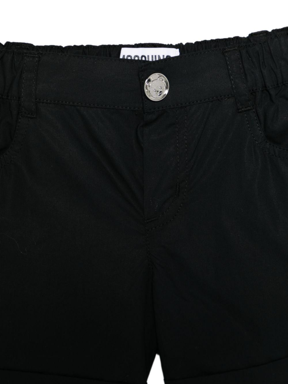 Shorts per neonato Moschino Kids neri con logo sul retro MNQ00RLLA10 60100 MOSCHINO KIDS 