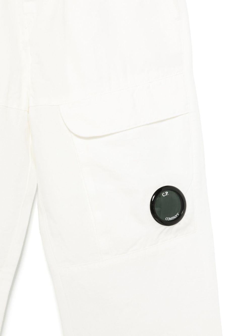 Pantaloni per bambino C.P. Company Kids bianco con applicazione CUP00MLZC01 10135 C.P.COMPANY KIDS 