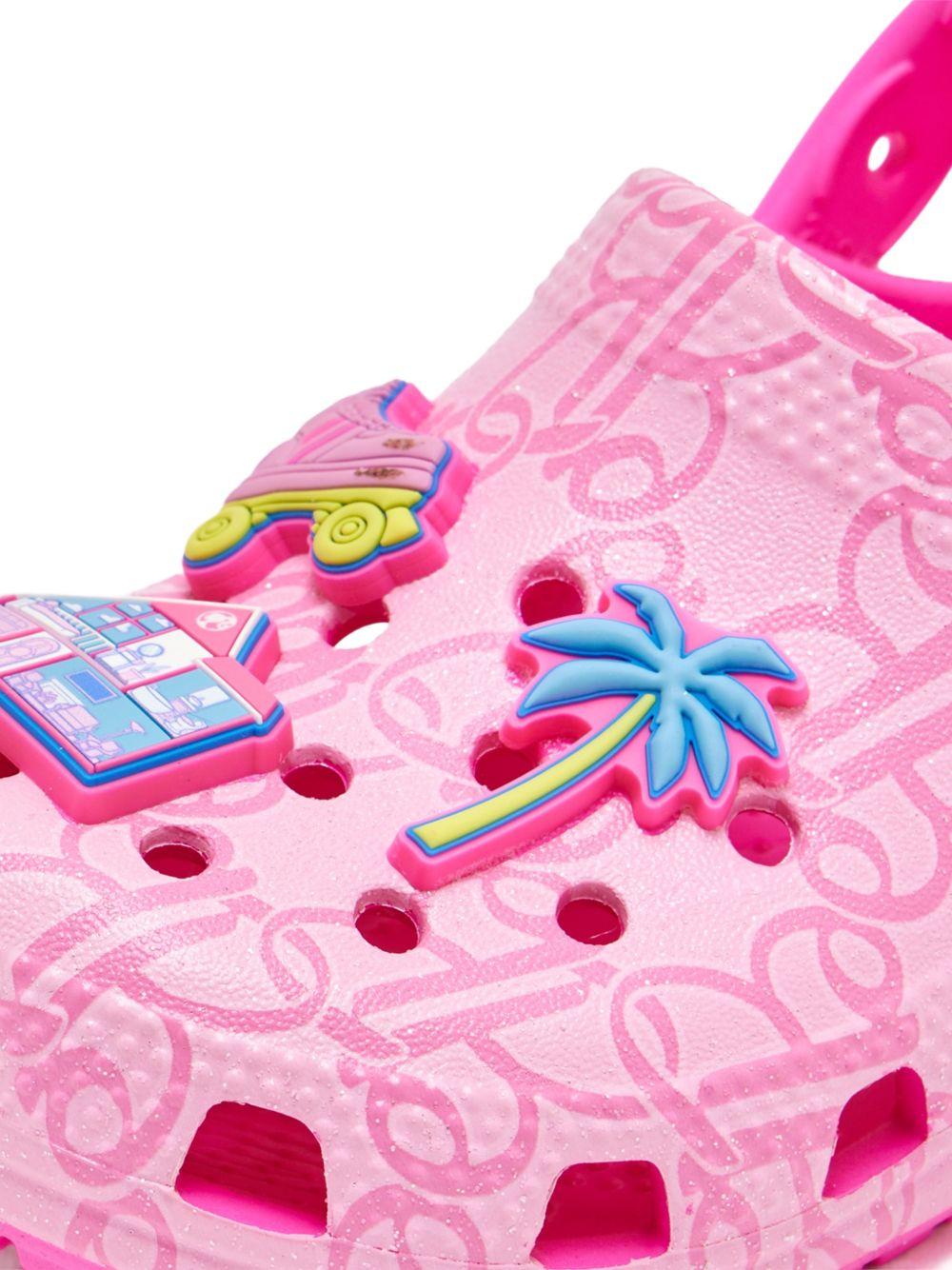 Clogs Classic x Barbie per bambina Crocs kids rosa con dettaglio Barbie 211407 MLT CROCS KIDS 
