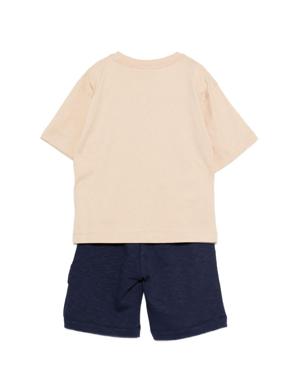 Set t-shirt e shorts per bambino Moschino Kids beige e blu con tasche cargo HUG00WLCA88 83700 MOSCHINO KIDS 