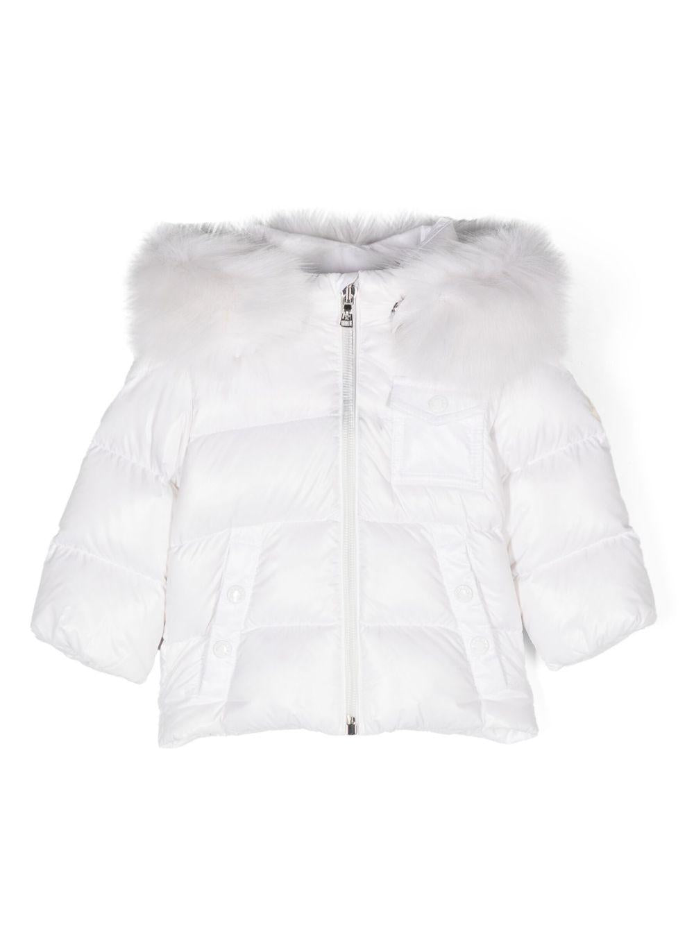 Piumino per neonata Moncler Enfant bianco con design imbottito K29511A00004597Z8 032 MONCLER ENFANT 