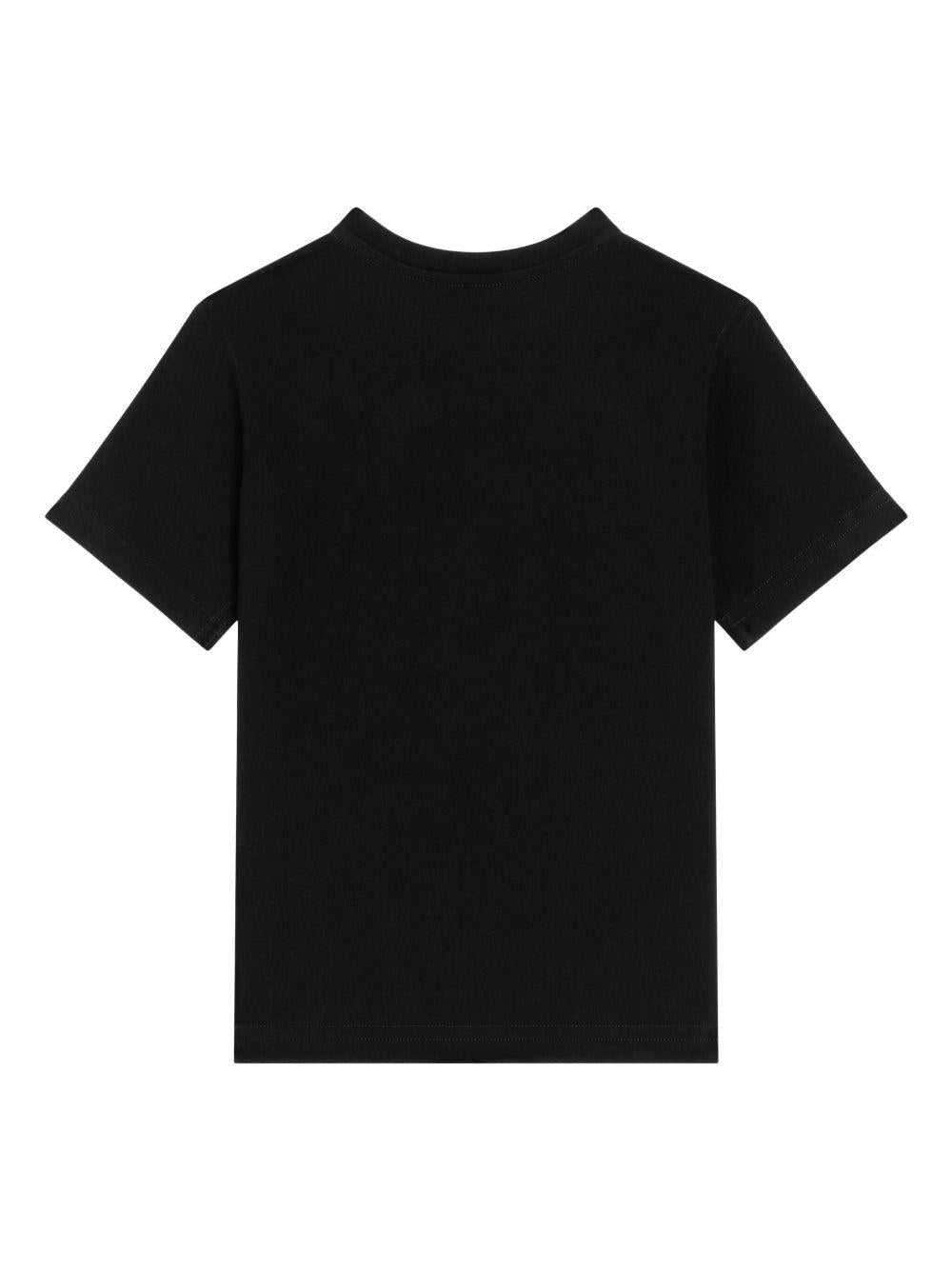 T-shirt per bambino Dolce & Gabbana Kids nera con logo sul davanti L4JTHU G7PBN N0000 DOLCE & GABBANA KIDS 