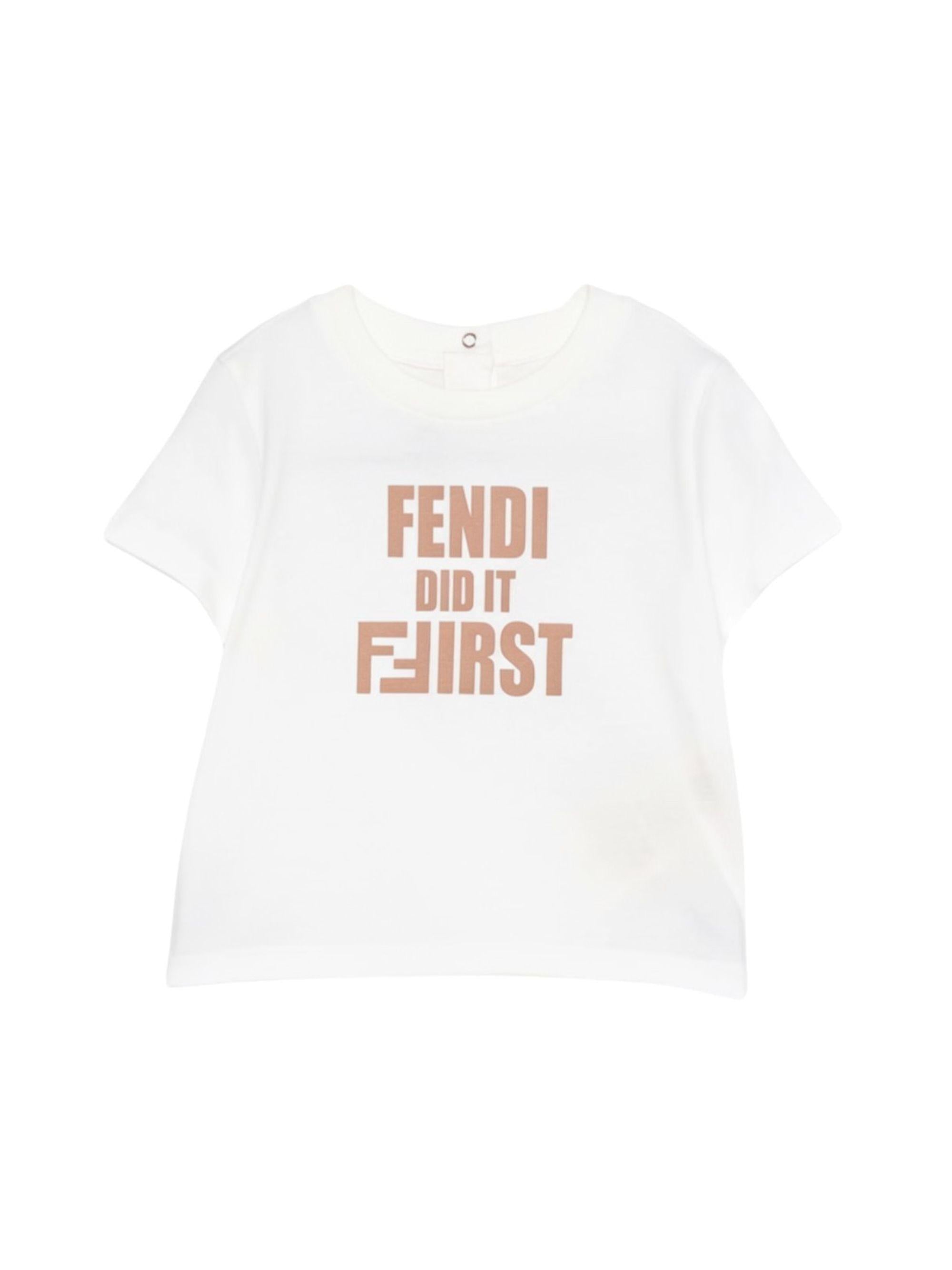 T-shirt per neonati Fendi Kids bianca con stampa del logo BUI105 7AJ F1TJL FENDI KIDS 