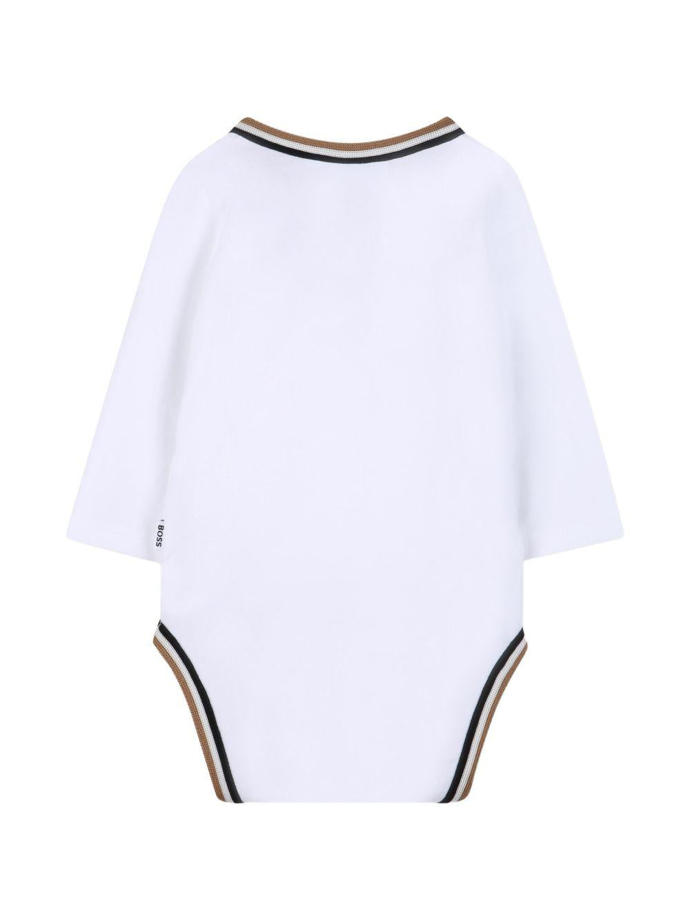 Set quattro pezzi per neonato Boss Kids bianco con logo sul davanti J53055 10P BOSS KIDS 
