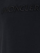 T-shirt per bambino Moncler Enfant nera con logo goffrato L19548C0000989AT9 999 MONCLER KIDS 
