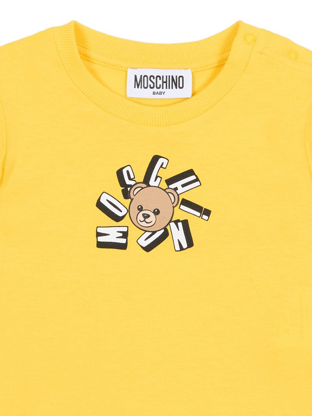 T-shirt per neonati Moschino Kids gialla con logo sul davanti MXM047LAA02 50577 MOSCHINO KIDS 