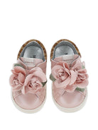 Sneakers per bambina Monnalisa Kids rosa con applicazione fiore in rilievo 83H001 8777 0194 MONNALISA KIDS 