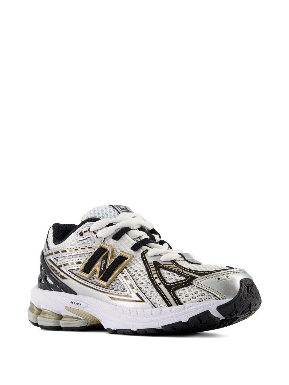 Sneakers 1906 per bambino New Balance Kids grigie con applicazione logo sui lati PC1906 RA NEW BALANCE KIDS 