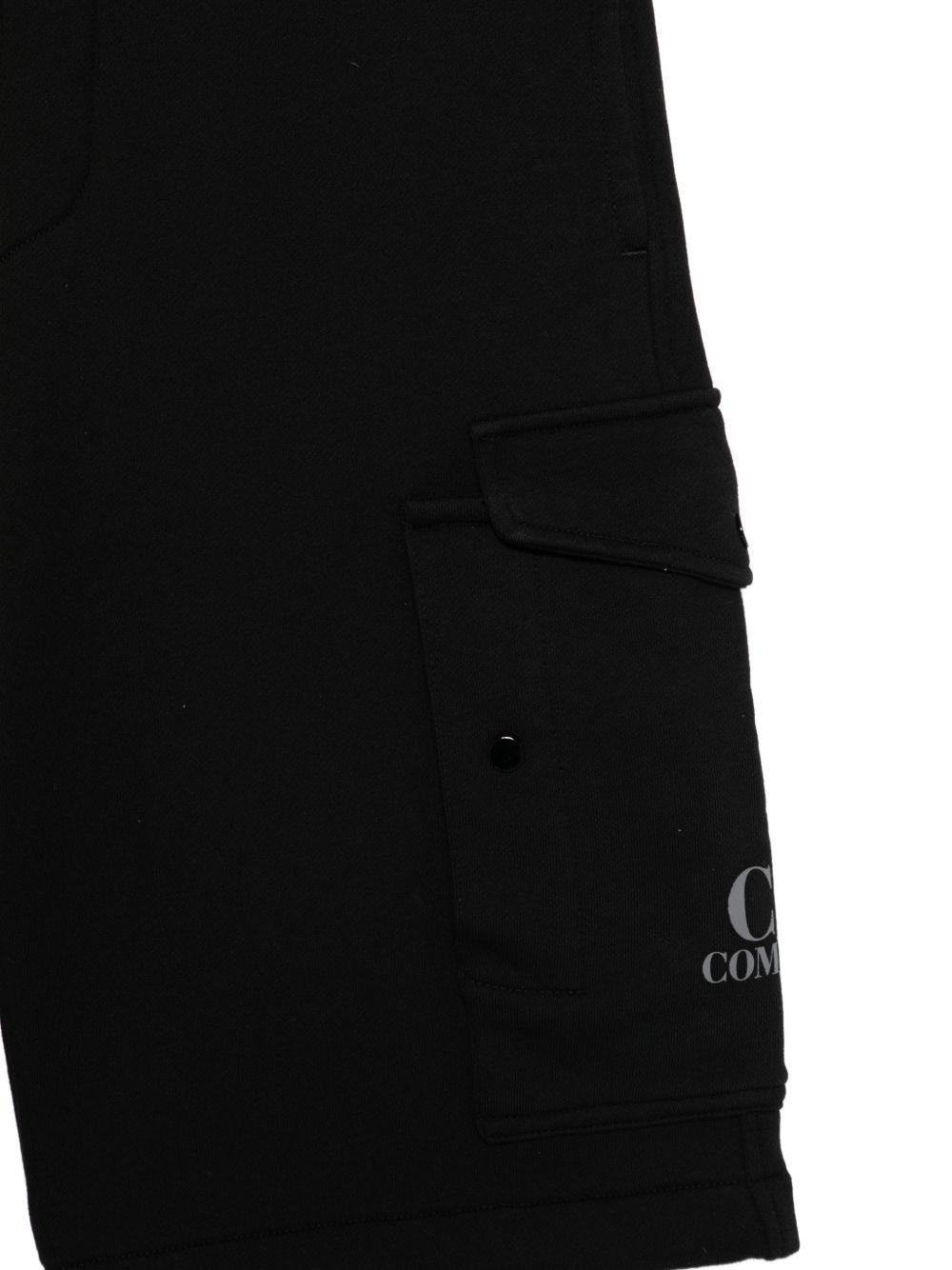 Shorts per bambino C.P. Company Kids neri con logo sulla tasca CUQ00NLCA69 60100 C.P.COMPANY KIDS 