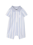 Tutina per neonato Boss Kids azzurra con motivo a righe verticali J53032 771 BOSS KIDS 