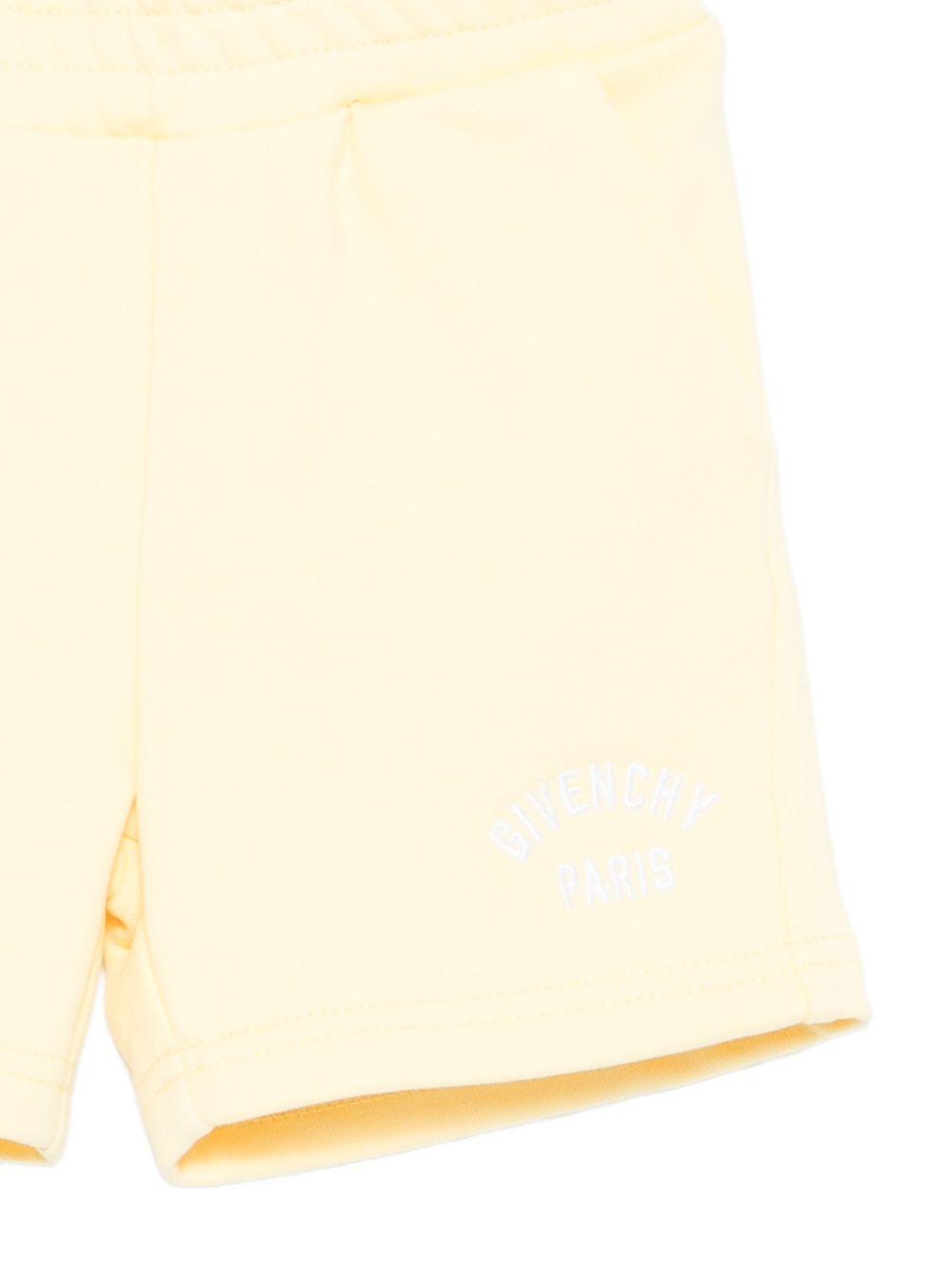 Shorts per neonato Givenchy Kids giallo con dettaglio logo sul davanti H31231 524 GIVENCHY KIDS 