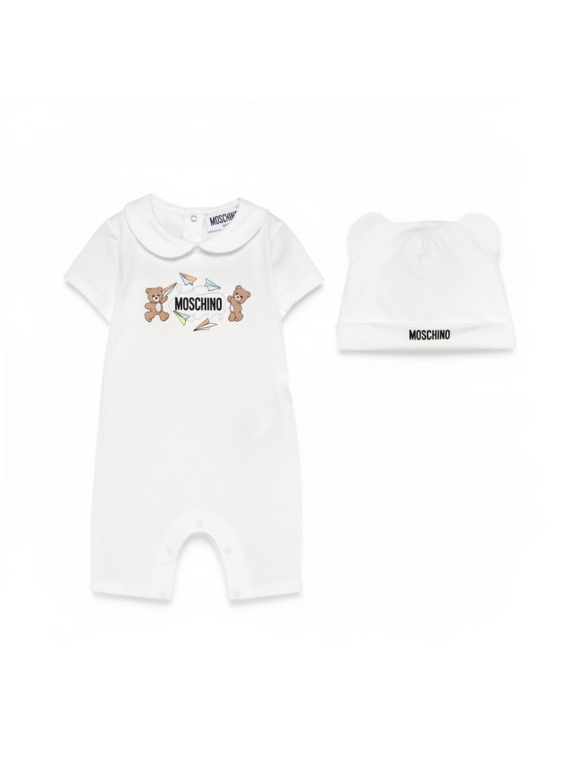 Set tutina e cappellino per neonati Moschino Kids bianco con stampa Teddy Bear MUY090LAA01 10063 MOSCHINO KIDS 