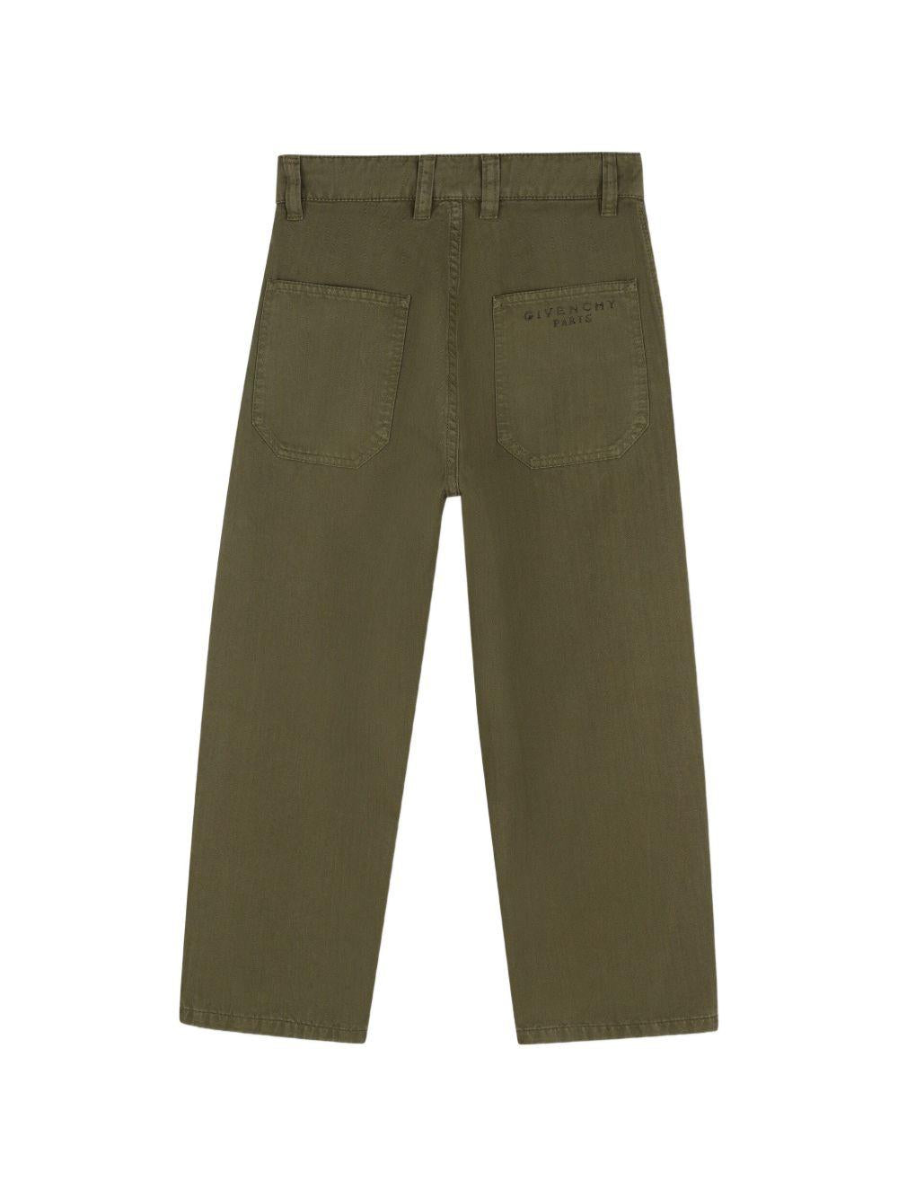 Pantaloni per bambino Givenchy Kids verde con logo ricamato sul retro H31402 653 GIVENCHY KIDS 