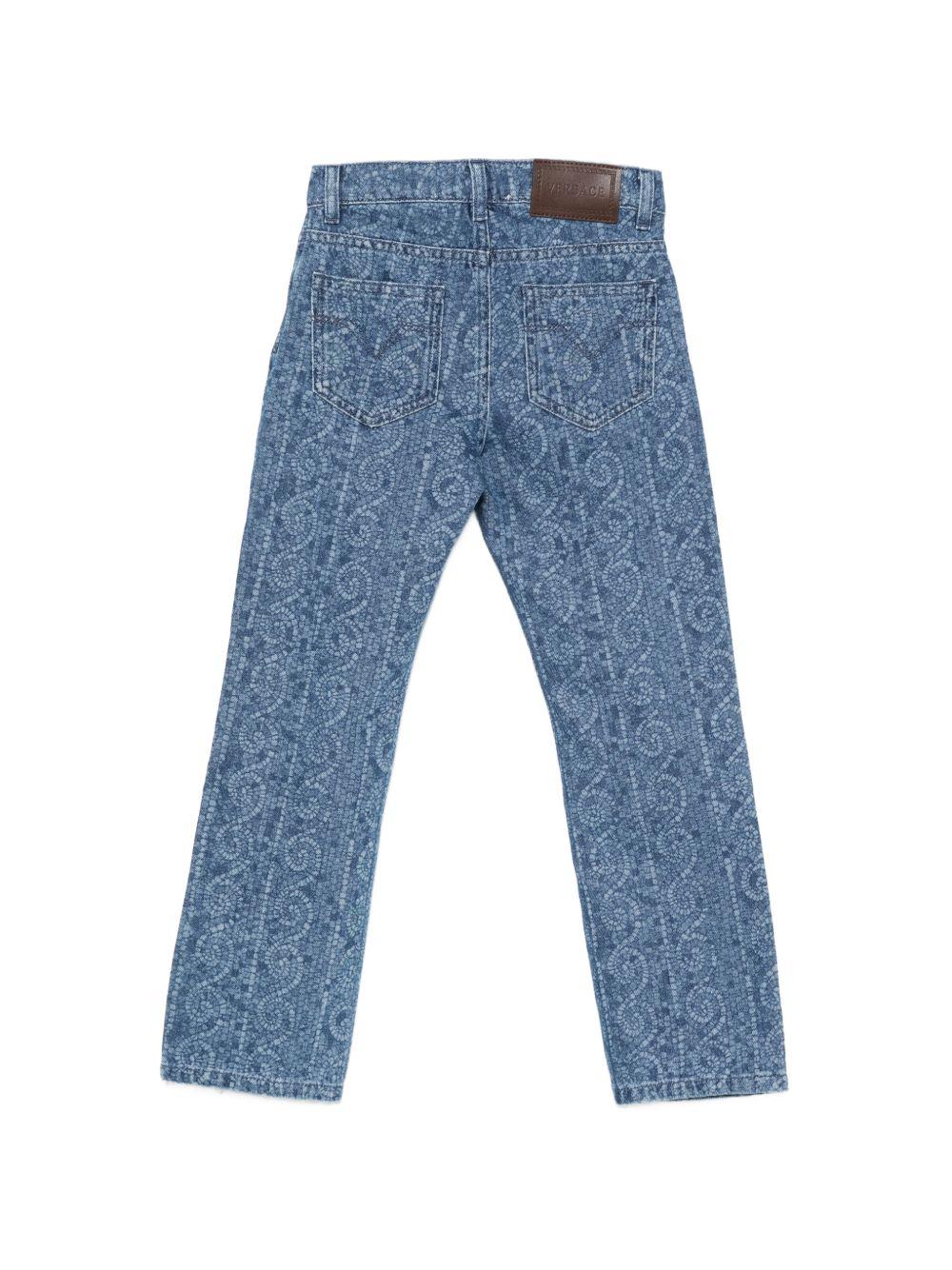 Jeans per bambini Versace Kids in denim con motivo Barocco all-over 10246701A18196 1D030 VERSACE KIDS 