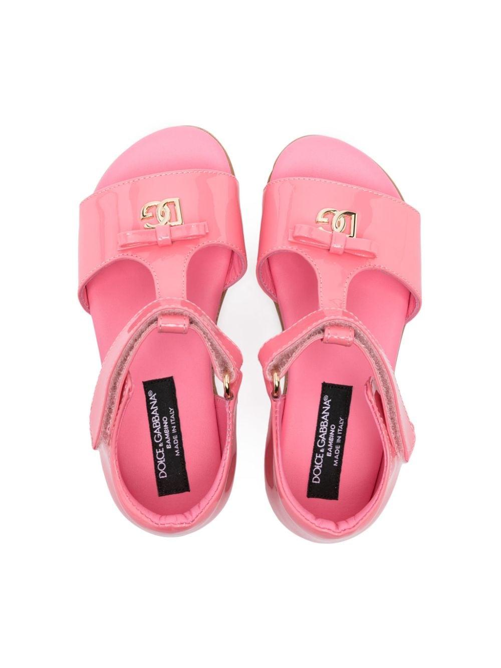 Sandali con logo DG D20082 A1328 80424 DOLCE & GABBANA KIDS 