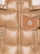 Giubbino Yule per bambino Moncler Kids marrone cammello con design imbottito L29541A00066597YX 236 MONCLER KIDS 