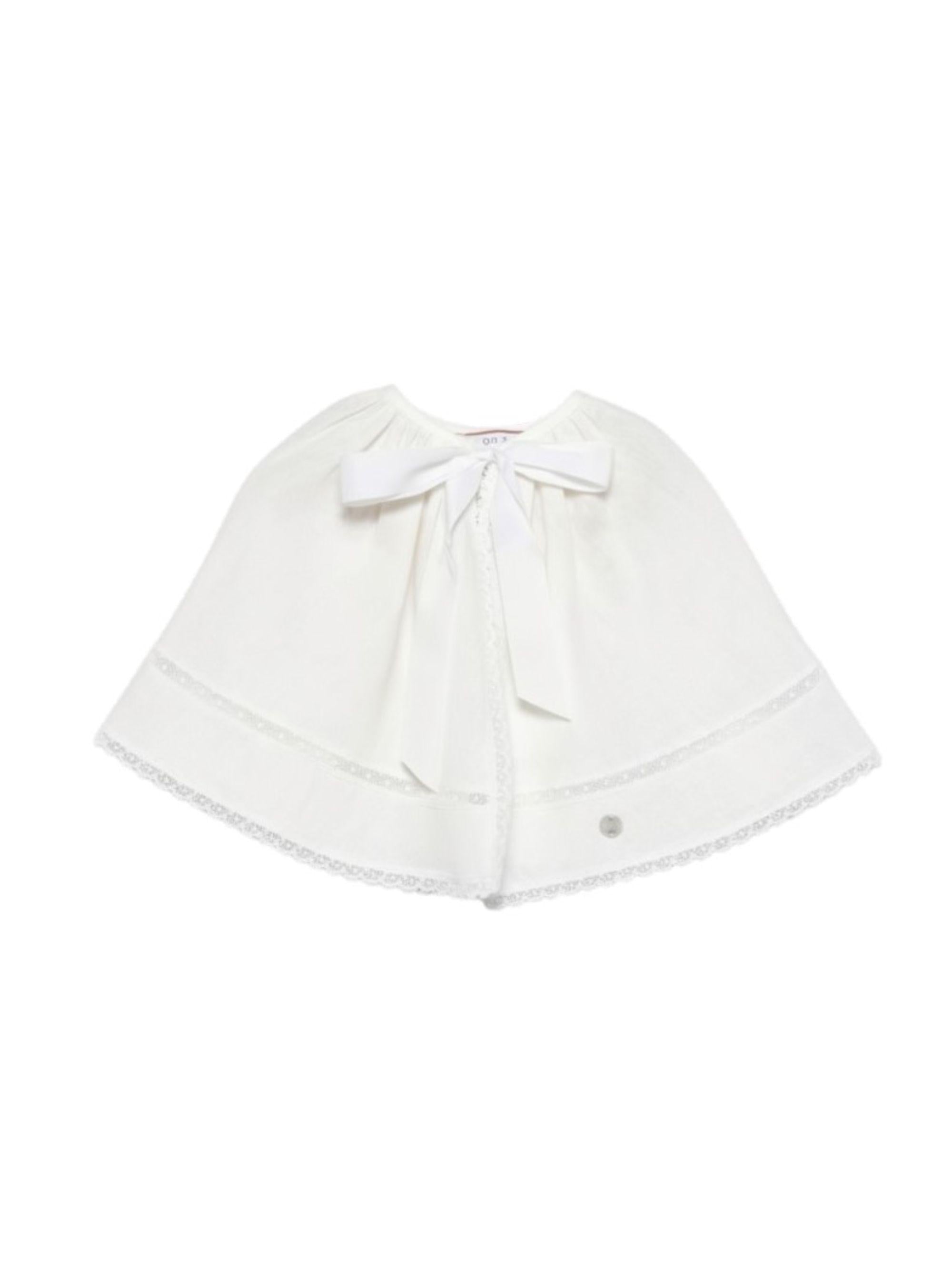 Mantellina per neonata Paz Rodriguez bianca con dettagli in pizzo 019-153271 60 PaZ RODRIGUEZ 