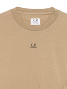 T-shirt con logo per bambino C.P. Company Kids beige con orlo dritto CUM00ILAA17 20262 C.P.COMPANY KIDS 