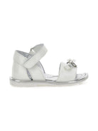Sandali per bambina Monnalisa bianchi con dettaglio fiocco 83G010 7706 0099 MONNALISA KIDS 