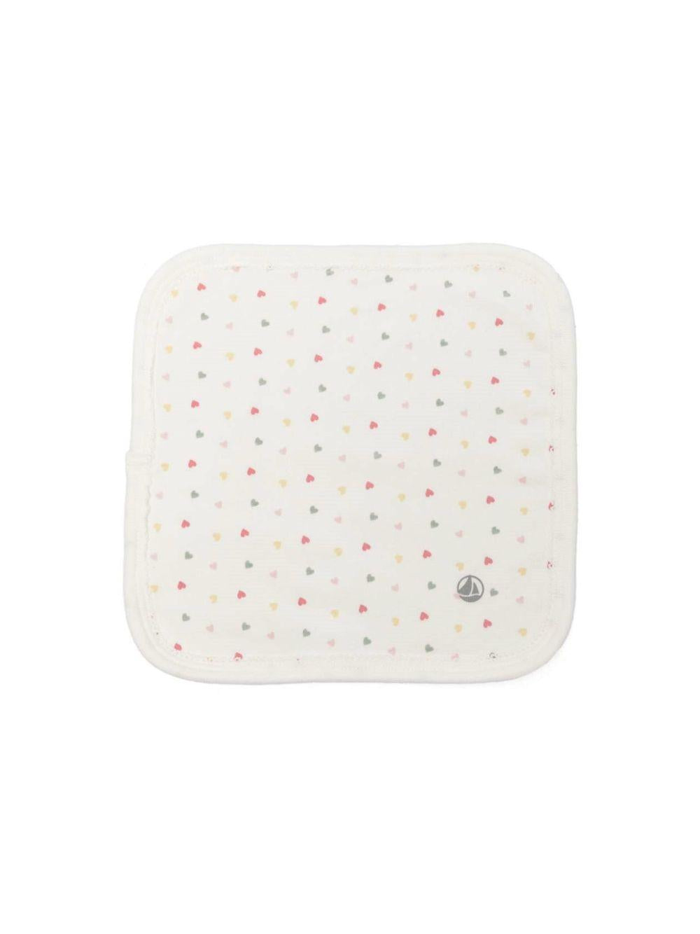 Bavaglino per neonati Petit Bateau bianco con stampa a cuori all-over A0FFY 01 PETIT BATEAU 