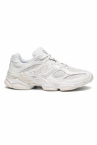 Sneakers 9060 per bambini New Balance Kids bianche con placca con logo sulla linguetta PC9060 LL NEW BALANCE KIDS 