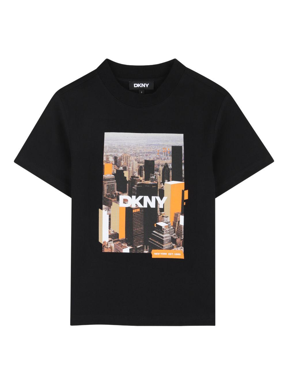 T-shirt per bambino Dkny Kids nera con stampa grafica D62536 09B DKNY KIDS 