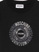 T-shirt per bambini Moschino Kids nera con logo a spirale sul davanti HXM058LAA02 60100 MOSCHINO KIDS 