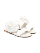 Sandali per bambina Andrea Montelpare bianco con applicazioni a fiore 80809A POLVERE MONTELPARE TRADITION 