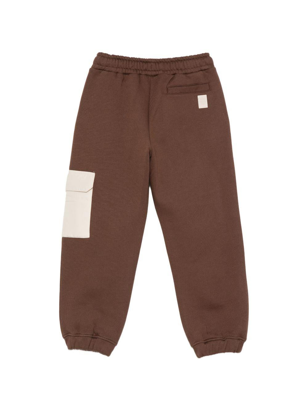 Pantaloni sportivi per bambino Eleventy Kids marroni con tasca cargo a contrasto EZ6I30 Z3999 320BG ELEVENTY KIDS 