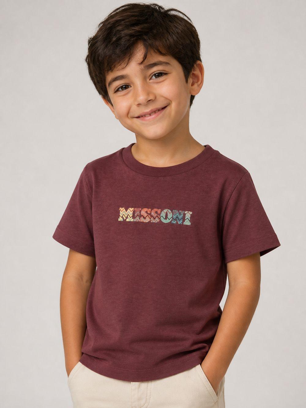 T-shirt per bambini Missoni Kids bordeaux con scritta logo multicolore MZ8H31 Z3672 530 MISSONI KIDS 