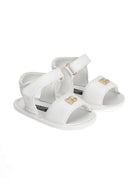 Sandali per neonata Dolce & Gabbana Kids bianchi con placca con logo DK0157 AB793 80001 DOLCE & GABBANA KIDS 