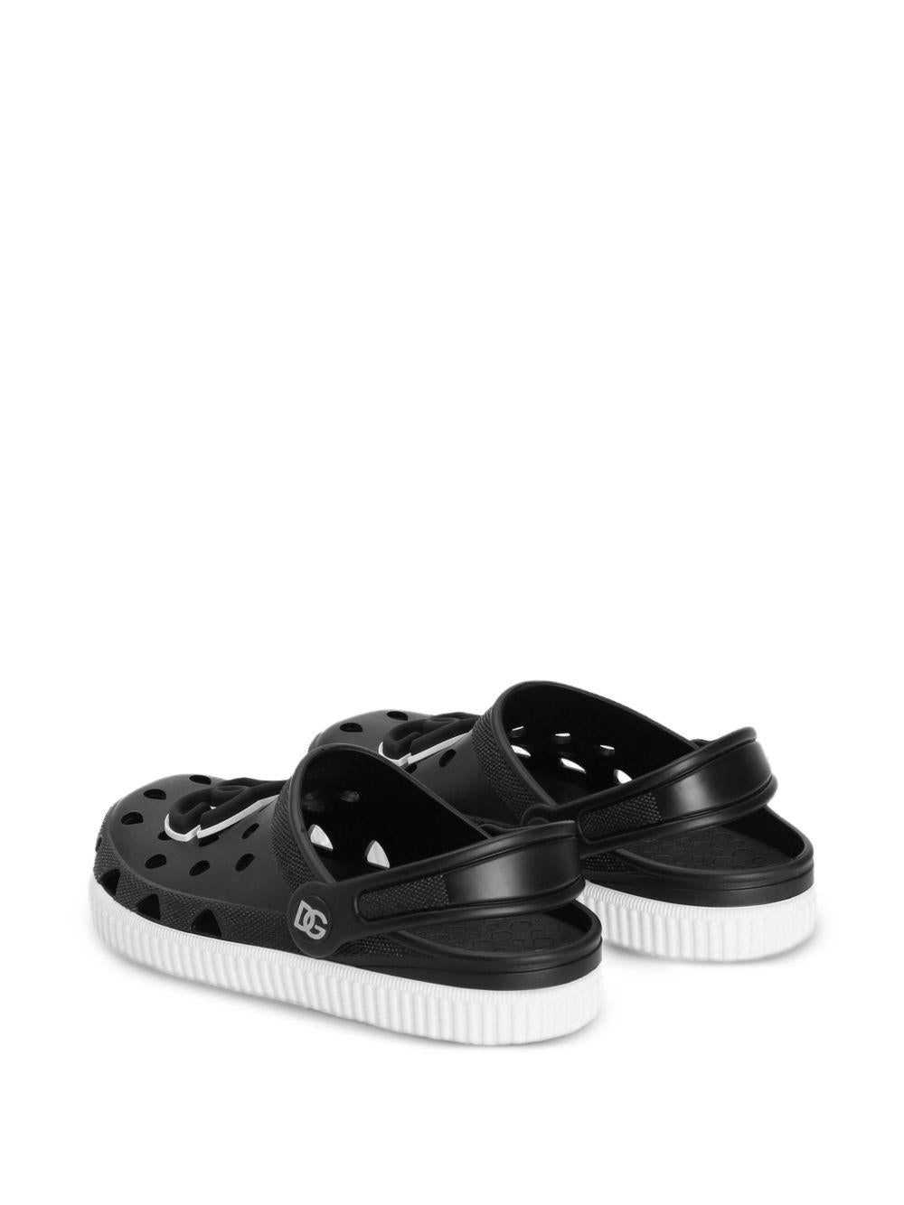 Sandali per bambini Dolce & Gabbana Kids neri con applicazione logo sul davanti DN0213 AT079 80999 DOLCE & GABBANA KIDS 