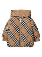 Piumino reversibile per neonato Burberry Kids marrone a quadri 8112753 B9368 BURBERRY KIDS 