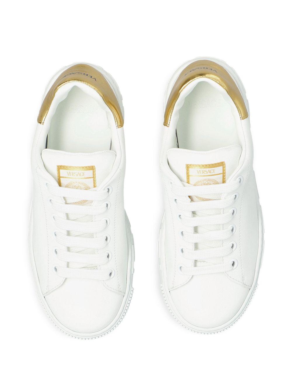 Sneakers per bambini Versace Kids bianche con dettaglio color oro 10180271A17082 2W110 VERSACE KIDS 