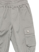 Pantaloni per neonato John Richmond Junior grigi con tasca cargo - Rubino Kids