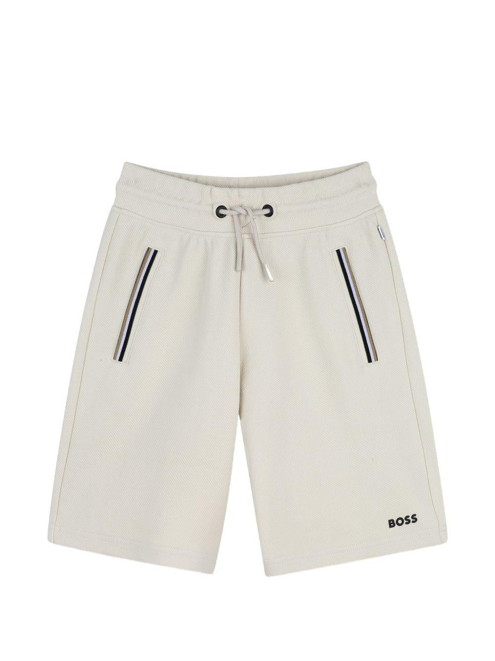 Shorts per bambino Boss Kids beige con dettagli a righe - Rubino Kids