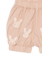 Shorts per neonati Donsje beige con ricamo conigli - Rubino Kids