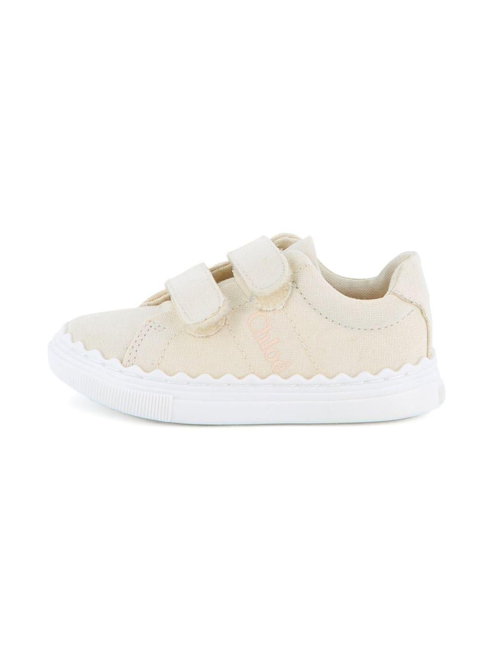 Sneakers per bambina Chloé Kids beige con ricamo con logo - Rubino Kids