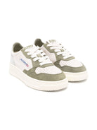 Sneakers per bambino Autry Kids Medalist bianco e verde con chiusura con lacci - Rubino Kids