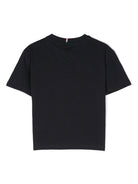 T-shirt con ricamo per bambino Tommy Hilfiger blu con orlo dritto - Rubino Kids