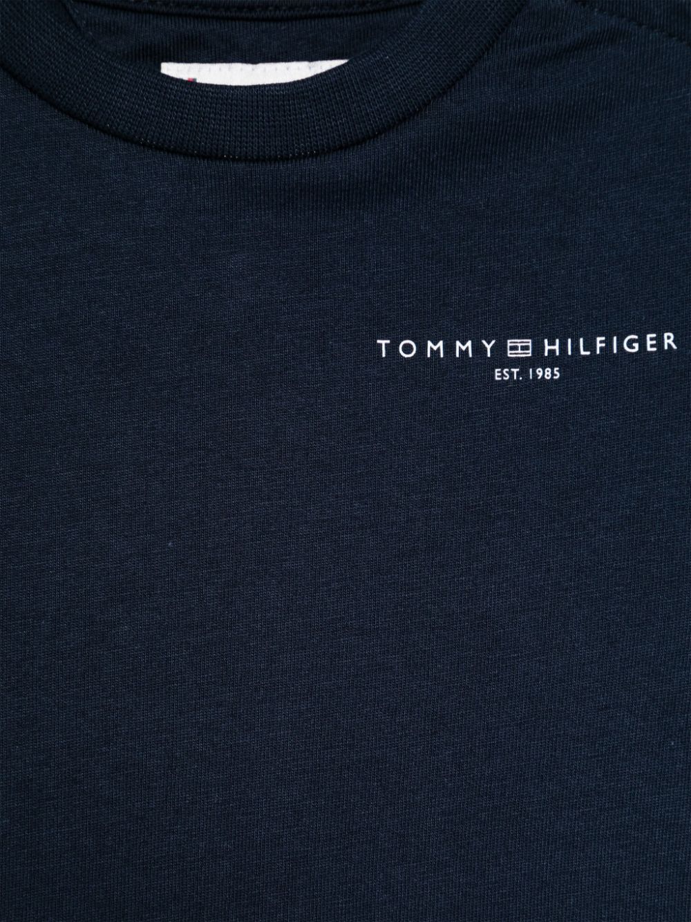 T-shirt con stampa per neonato Tommy Hilfiger Junior blu con logo sulla manica - Rubino Kids